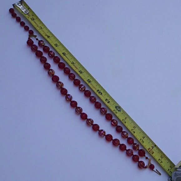 VINTAGE RED IRRADESENT NECKLACE & MATCHING EARRING - Picture 5 of 8